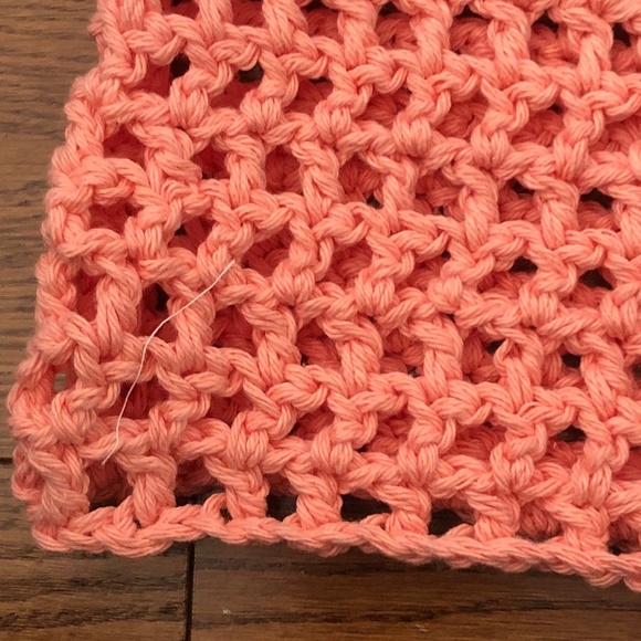 Hand- crocheted peach coloured cotton mesh pop-top -new - Picture 6 of 8